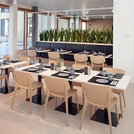 Hotel Dekra Congresshotel Wart 3*