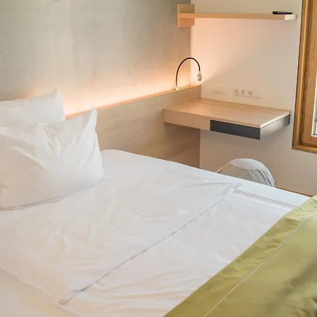 Hotel Dekra Congresshotel Wart 3*