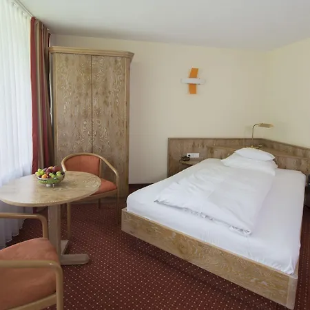 Hotel Dekra Congresshotel Wart 3*