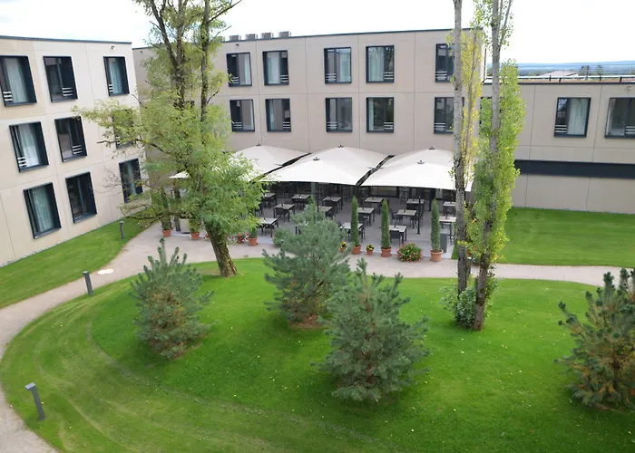 Dekra Congresshotel Wart